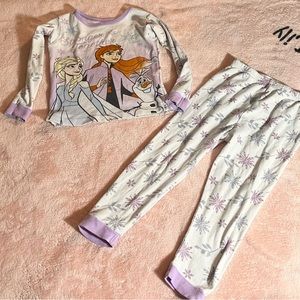 Disney Anna & Elsa size 4t pajamas